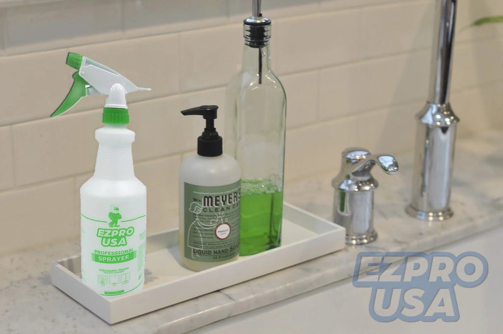 Green 24 oz Empty Plastic Spray Bottle 4 Pack Y323