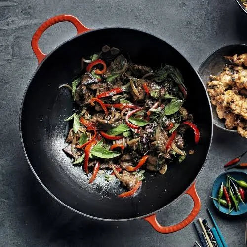 5-Quart Cast Iron Wok K869945