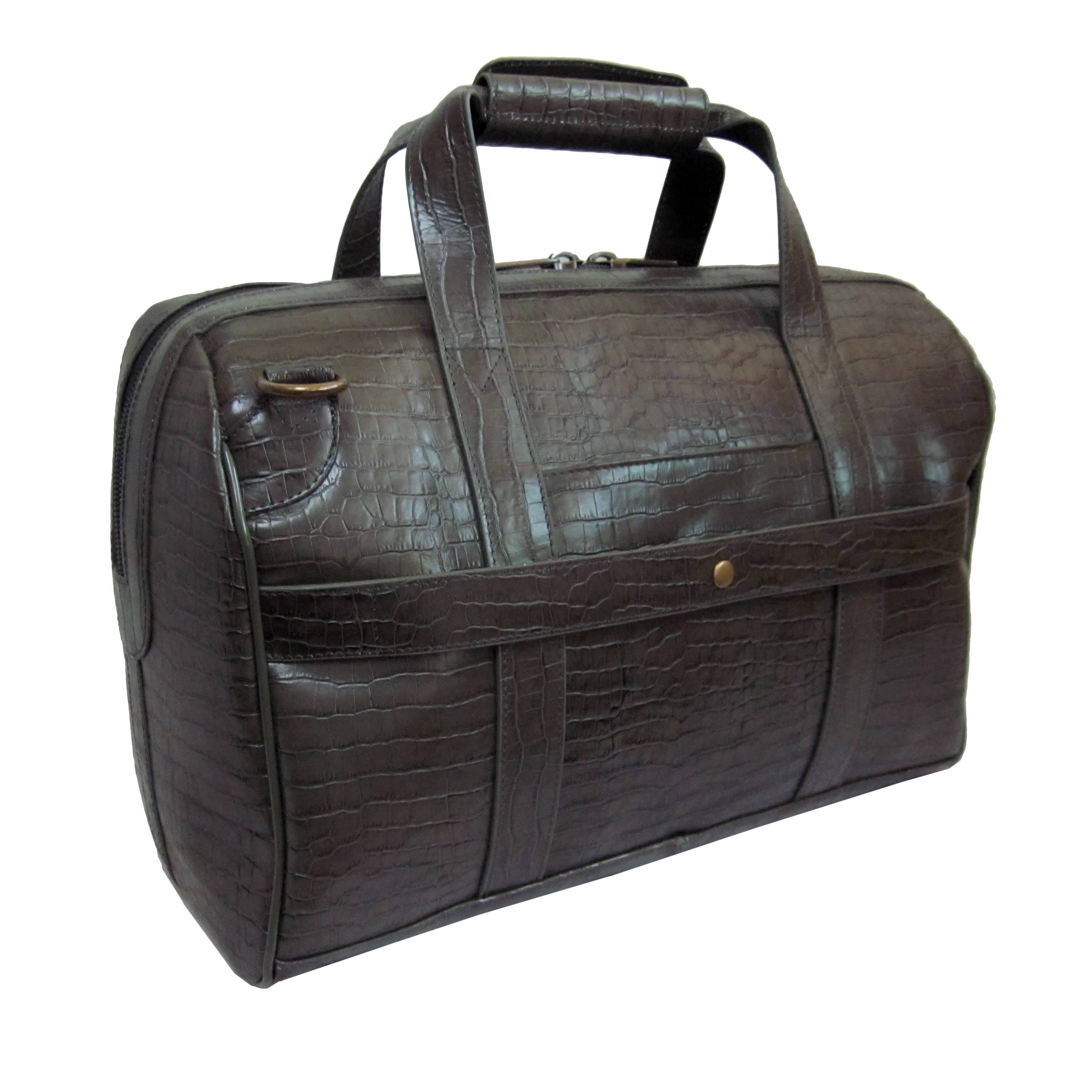 2-Piece Green Croco Print Traveler Spinner Set L853285