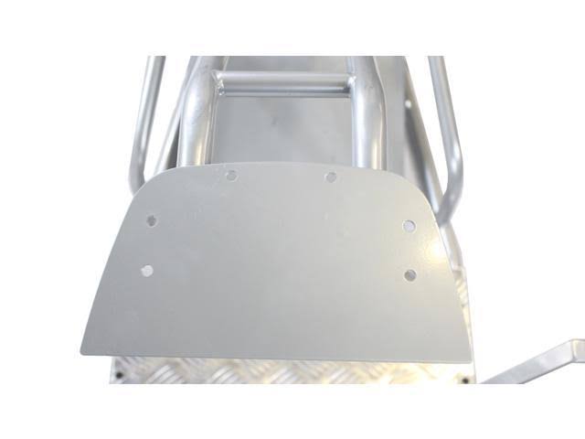 Silver Frame All Black Seat Simulator A836