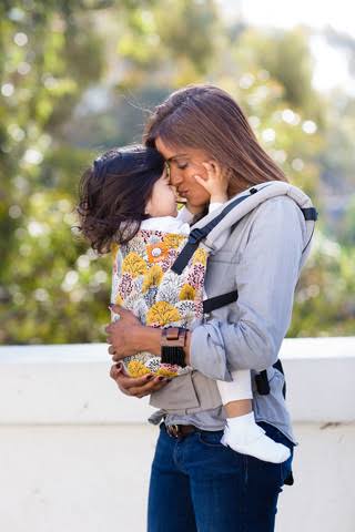 Betty Baby Carrier Z813337
