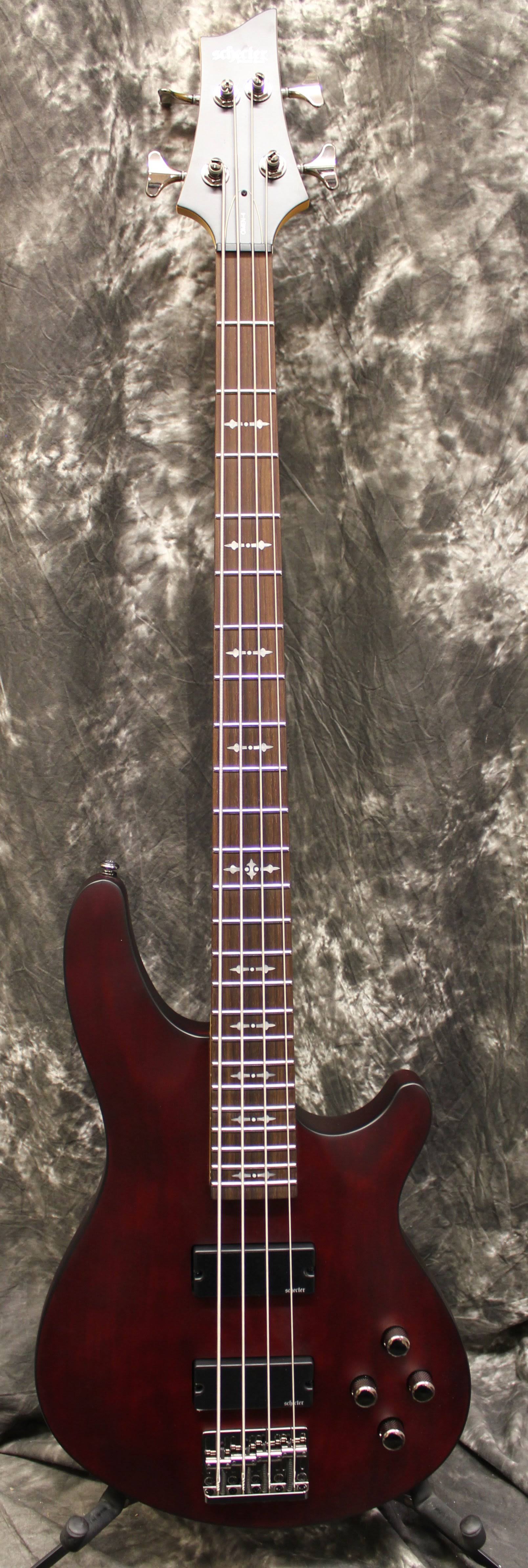Walnut Satin Electric Bass Guitar Z863706