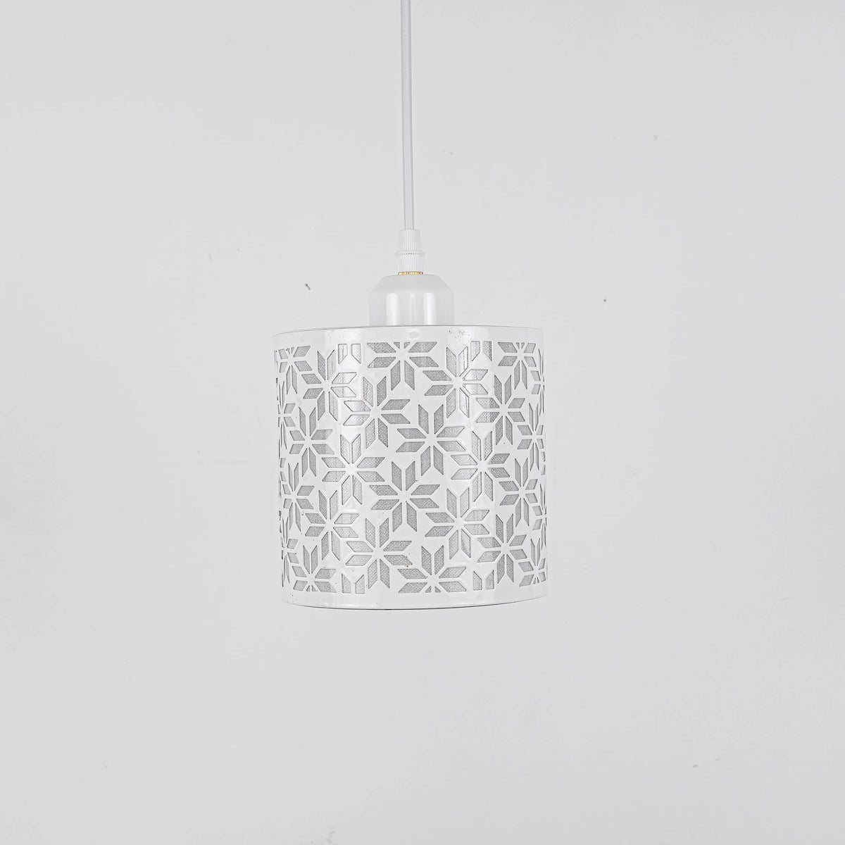 Rechargeable Battery Operated Pendant Light with Sleeve&Round Hook RGB Mode Adjustable Wire Length White Hollow Maple Leaf Shade Dimmable J886