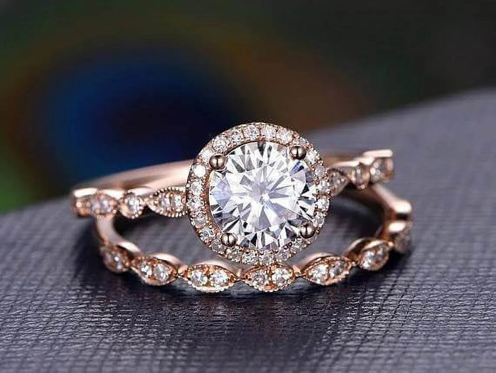 18K Rose Gold Plated Halo Moissanite Wedding Ring Set Q854022