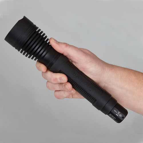 2000 Lumens Cree LED Flashlight A928