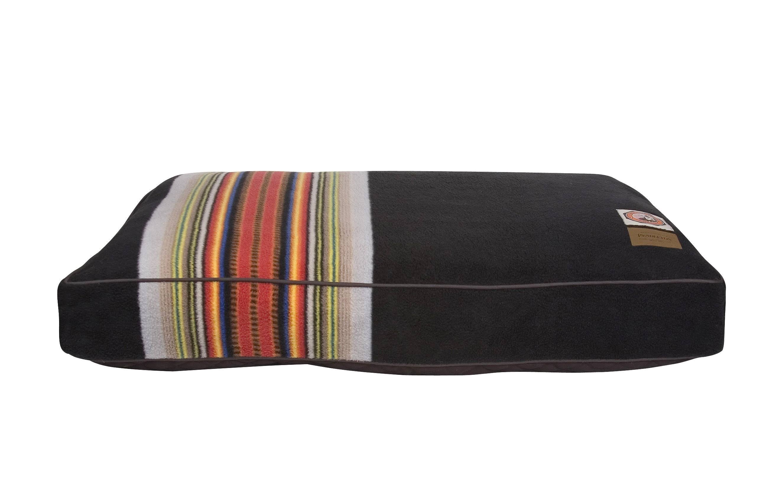 Small Pet Bed M76082