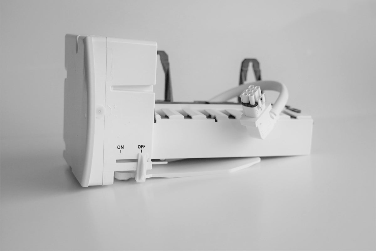 Refrigerator Icemaker Assembly S386212