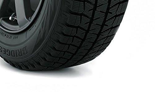 235/45R17 97H XL Winter Tire Q36405