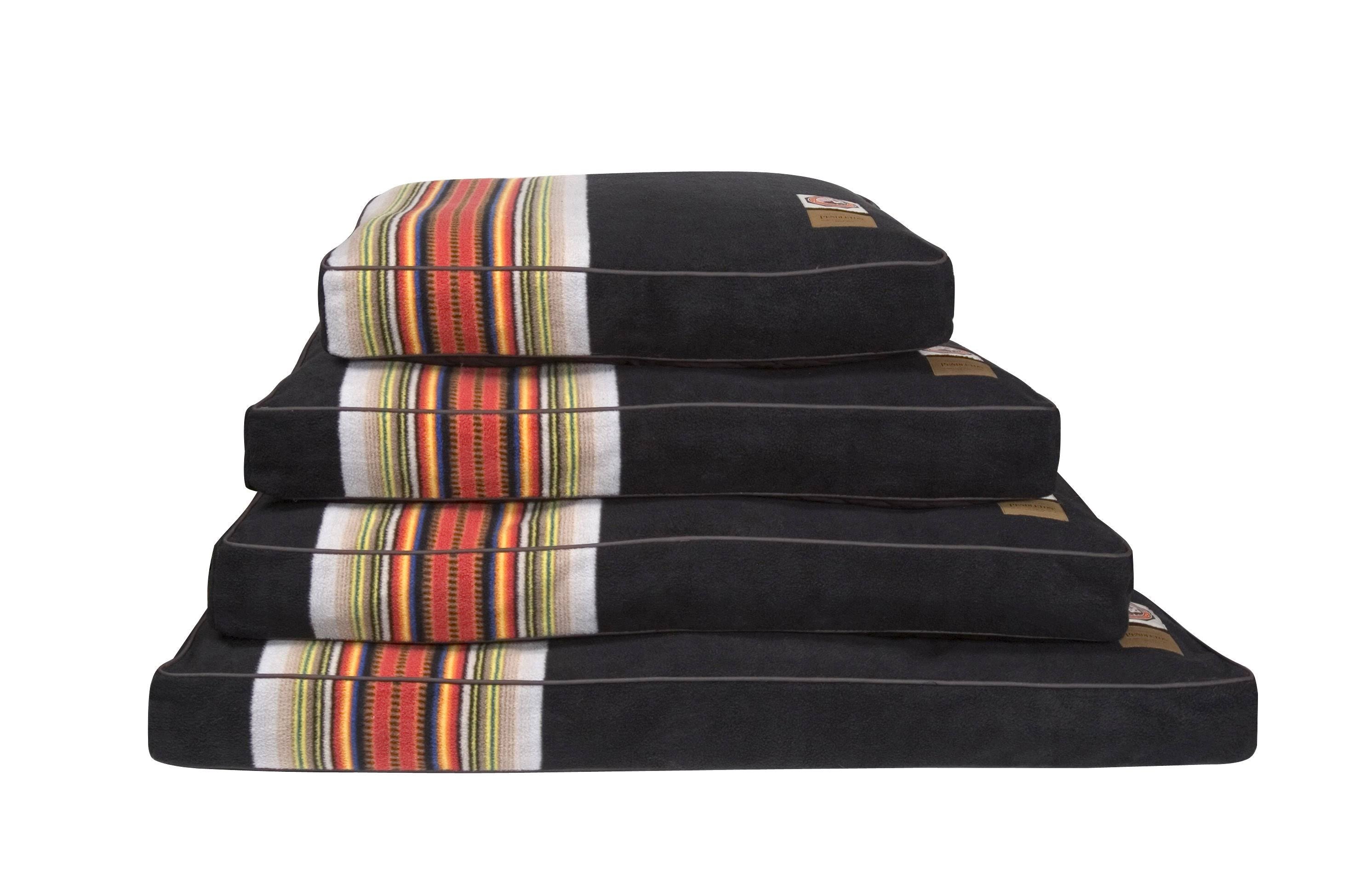 Small Pet Bed M76082